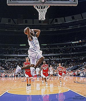 Shammond Williams Dunks