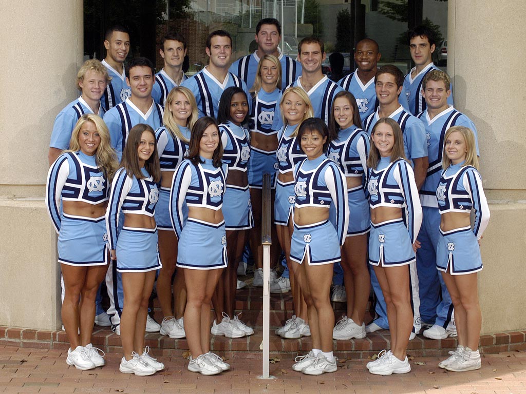 2006 UNC Cheerleaders Wallpaper